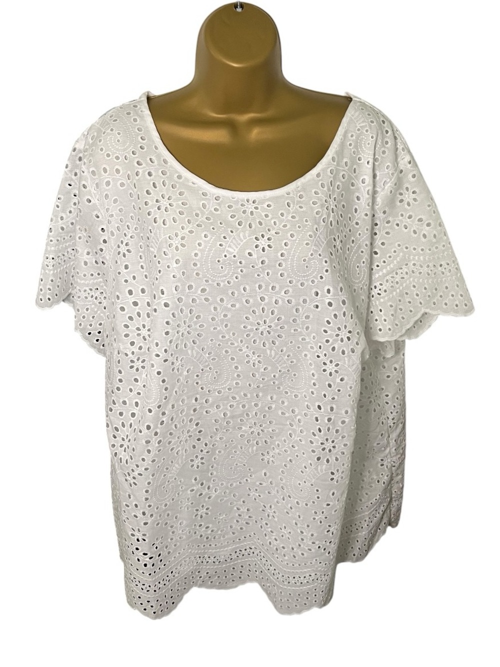Alfred Dunner Eyelet Embroidered Top Scalloped Short Sleeve White 2X